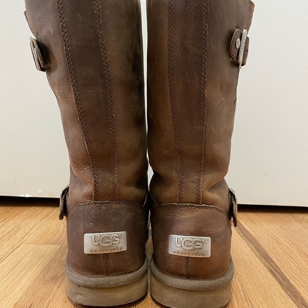 UGG Australia Kensington Toat Brown